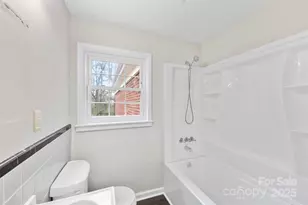 746 Vale St, Shelby, NC 28150 - Photo 11