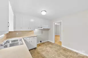 746 Vale St, Shelby, NC 28150 - Photo 7