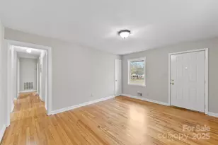 746 Vale St, Shelby, NC 28150 - Photo 3