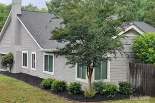 9327 Hunting Ct, Matthews, NC 28105 - Photo 3