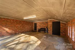 2570 Pineview Dr, Lancaster, SC 29720 - Photo 5