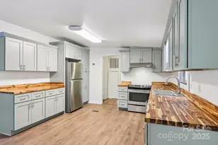 53 Woodscape Dr, Mills River, NC 28759 - Photo 17