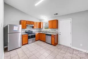 2306 Jordi Way, Charlotte, NC 28213 - Photo 3