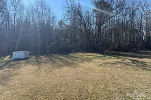 4679 Mayfield Dr, Granite Falls, NC 28630 - Photo 7