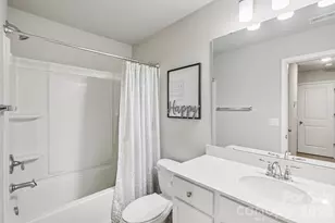 8041 Alderton Ln, Charlotte, NC 28215 - Photo 23