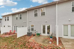 8041 Alderton Ln, Charlotte, NC 28215 - Photo 31