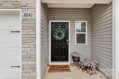 8041 Alderton Lane, Charlotte, NC 28215 - Photo 3