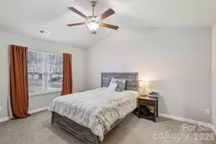 8041 Alderton Ln, Charlotte, NC 28215 - Photo 27