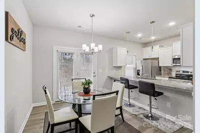 8041 Alderton Lane, Charlotte, NC 28215 - Photo 9