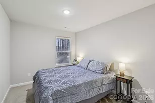 8041 Alderton Ln, Charlotte, NC 28215 - Photo 25