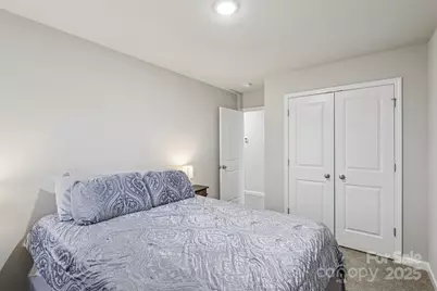 8041 Alderton Lane, Charlotte, NC 28215 - Photo 23