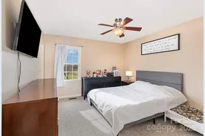 2039 Rocketts Way, Newton, NC 28658 - Photo 3