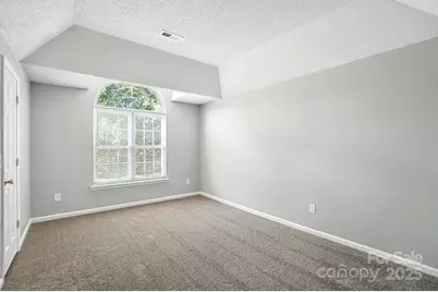 11121 Nolet Court, Charlotte, NC 28215 - Photo 35