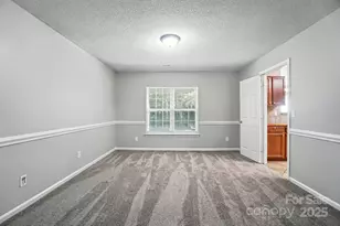 11121 Nolet Ct, Charlotte, NC 28215 - Photo 11