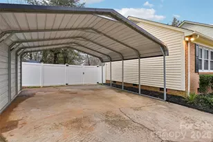 1104 Colony Ct, Gastonia, NC 28056 - Photo 33