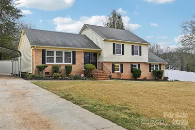 1104 Colony Court, Gastonia, NC 28056 - Photo 3