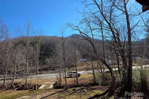 536 Hickory Springs Rd, Burnsville, NC 28714 - Photo 23