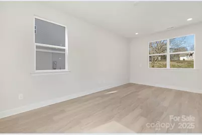 264 N Lackey Street, Statesville, NC 28677 - Photo 11