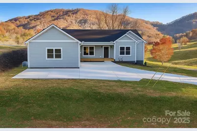 12 Gracie Rose Street, Clyde, NC 28721 - Photo 1