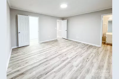 5419 Haybridge Road, Charlotte, NC 28269 - Photo 11