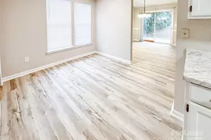 5419 Haybridge Rd, Charlotte, NC 28269 - Photo 7