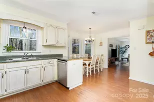 8618 Hornwood Ct, Charlotte, NC 28215 - Photo 15