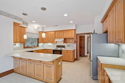 7021 High Vista Court, Matthews, NC 28104 - Photo 11