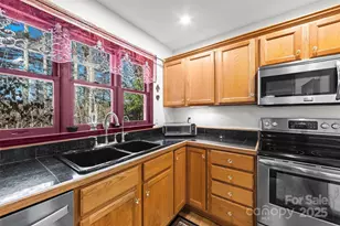 9 Meadow Wood Trail, Fletcher, NC 28732 - Photo 13