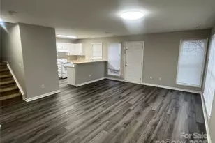 1830 Butterfly Ln, Charlotte, NC 28269 - Photo 5