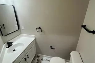 1830 Butterfly Ln, Charlotte, NC 28269 - Photo 9