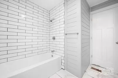 1226 Plaza Street NW, Lenoir, NC 28645 - Photo 17