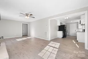 1226 Plaza St NW, Lenoir, NC 28645 - Photo 9