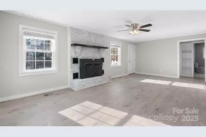 1226 Plaza Street NW, Lenoir, NC 28645 - Photo 7