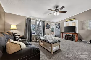 19 Morton Ln, Asheville, NC 28806 - Photo 7