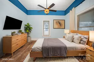 305 S Gaston St, Dallas, NC 28034 - Photo 5