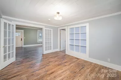 305 S Gaston Street, Dallas, NC 28034 - Photo 31