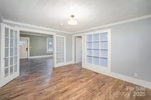 305 S Gaston St, Dallas, NC 28034 - Photo 31