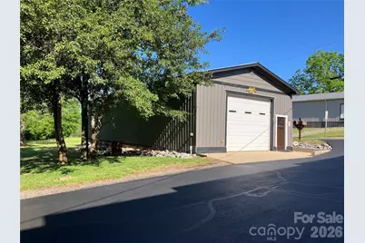 157 N Main Street, Bostic, NC 28018 - Photo 11