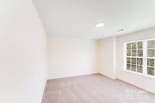 814 Mt Holly-Huntersville Rd, Charlotte, NC 28214 - Photo 17