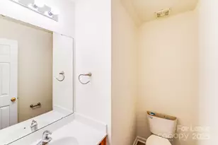 814 Mt Holly-Huntersville Rd, Charlotte, NC 28214 - Photo 19