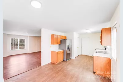 814 Mount Holly Huntersville Road, Charlotte, NC 28214 - Photo 3