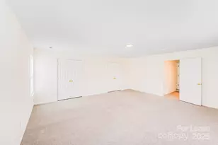 814 Mt Holly-Huntersville Rd, Charlotte, NC 28214 - Photo 13