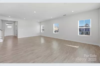 4711 Green Mountain Drive, Charlotte, NC 28215 - Photo 9