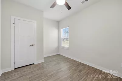 4711 Green Mountain Drive, Charlotte, NC 28215 - Photo 17