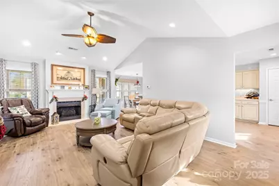 130 Wordsworth Way, Mooresville, NC 28115 - Photo 5