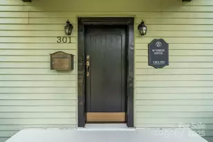 301 W Central St, Maxton, NC 28364 - Photo 39