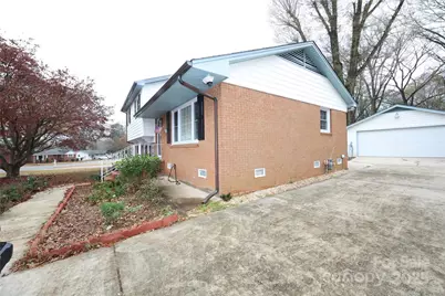 3301 Wiseman Drive, Charlotte, NC 28227 - Photo 3