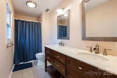 2016 19th Avenue Circle NE, Hickory, NC 28601 - Photo 19