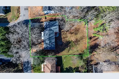 411 20th Avenue NE, Hickory, NC 28601 - Photo 35