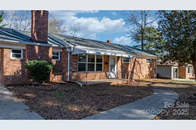 411 20th Avenue NE, Hickory, NC 28601 - Photo 3